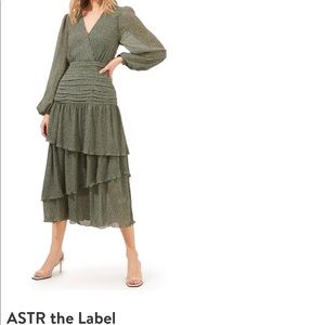Green ASTR tiered dress. Brand new. Size small.